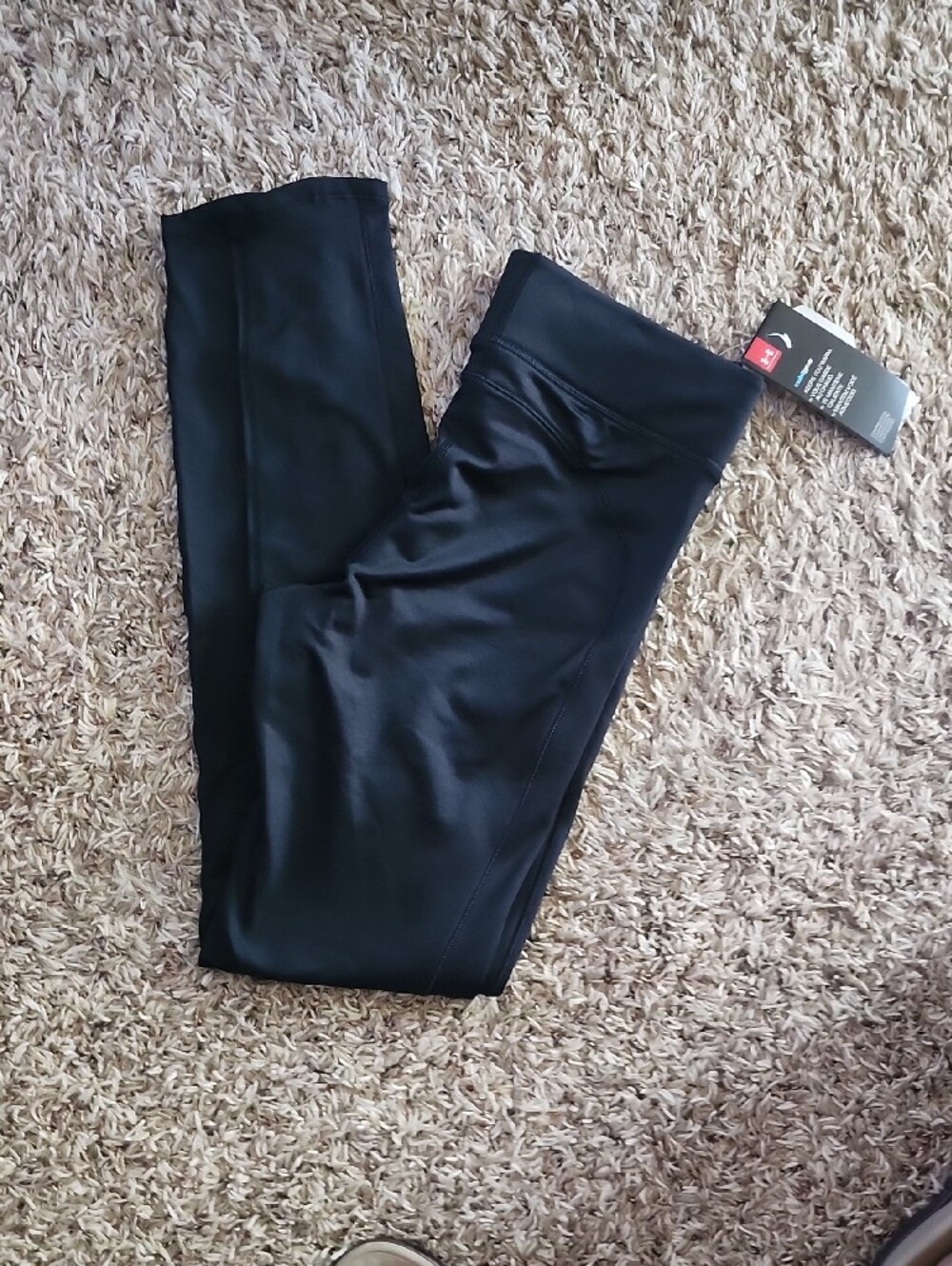 Under Armour NWT Women's Performance Leggings - Picture 7 of 9